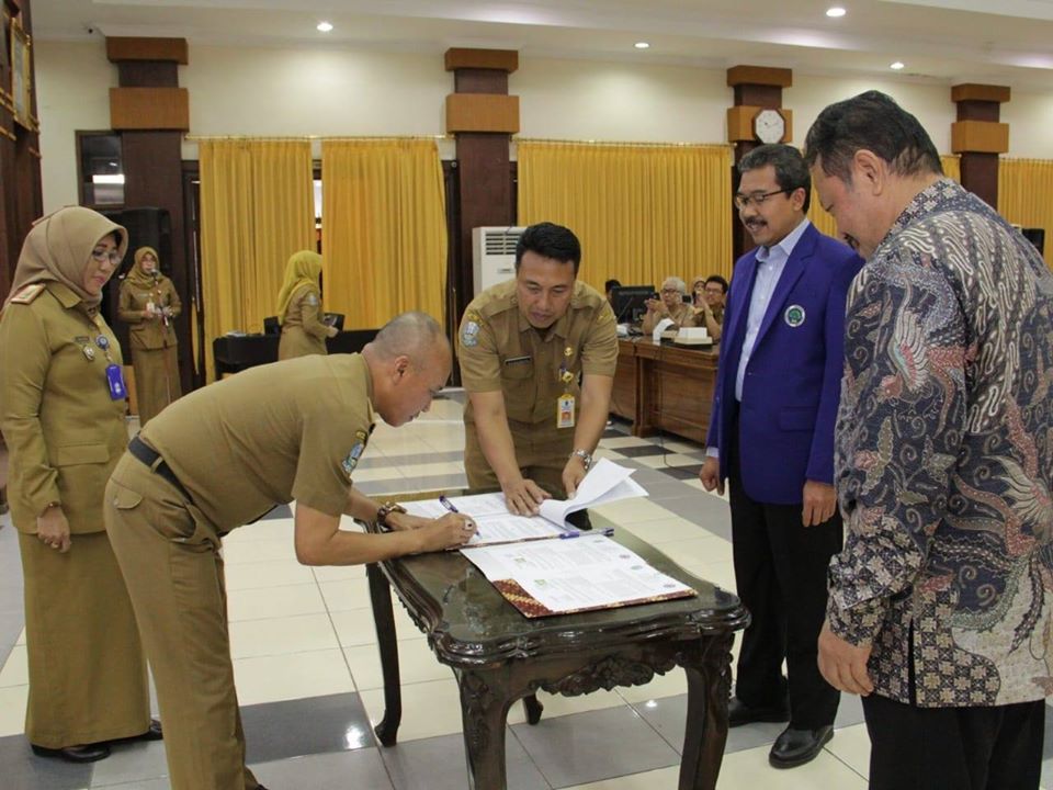 Agenda Penandatanganan Kerjasama di Gedung Sabha Nugraha Dinas Pendidikan Provinsi Jawa Timur.